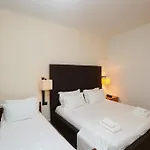 New York Hotel Vlorë