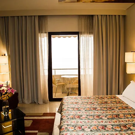 New York 4*