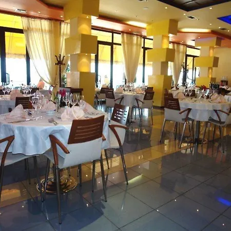 Ξενοδοχείο New York Vlorë