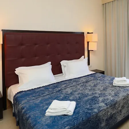 New York Hotel Vlorë