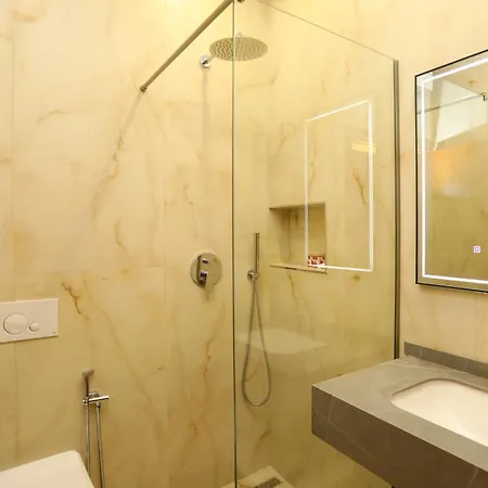 New York Hotel 4*