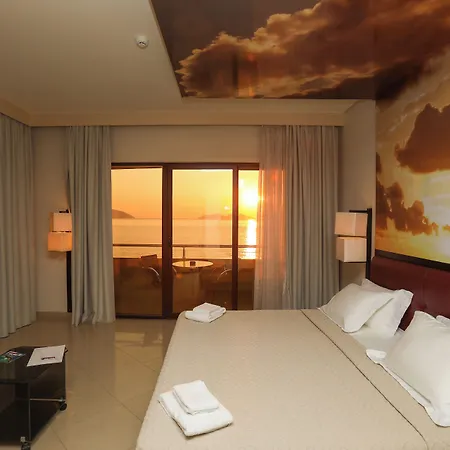 New York 4*