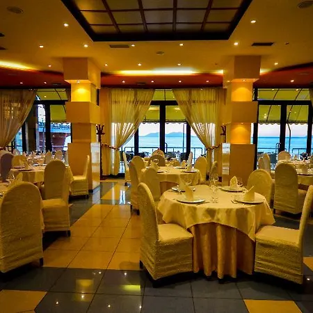 New York Hotel Vlorë